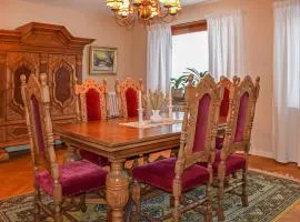 4 Bedroom Beautiful Home In Glemmingebro