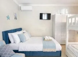 Ground floor Studio in Golem Next to Hotel Flower self check in 100m to beach