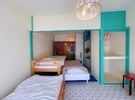 CreamyMoon Yellow 3 Beds Near from Airpot