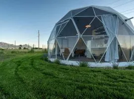Montana Luxury Dome Stay with Panoramic Views Near Yellowstone National Park