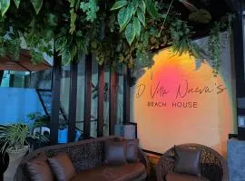 D Villa Nueva's Beach House