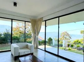 The View at Glenloch - Home Stay