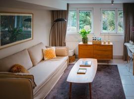 Helle Wohnung in Seenähe, Hotel in Berg am Starnberger See