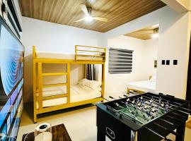 BEDS Tagaytay - Modern Loft Boutique, Hotel in Kaybagal