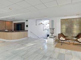 Sol Lunamar Palmanova Apartamentos - Adults Only, hotelli Palmanovassa