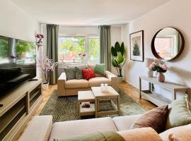 Prinshöjden Apartments - Katrineholm Central, hotel u gradu 'Katrineholm'