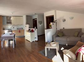 Miralago Casa Vacanze, отель в городе Villa di Chiavenna