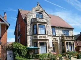 OYO Diamond Apartments Skegness