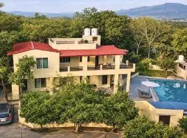 The Jungle Gate Villa