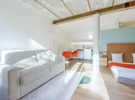 Bright stay at the gates of Paris