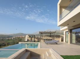 Venerato Villas Ampela & Apolonia, with Pool, Spa Whirlpool & Heritage, By ThinkVilla, Hotel in Veneráton