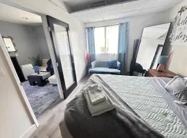 Private entrance 1 bed ADU in Northridge