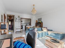 Nomad's Surf & Sunset Haven, 2 Bedrooms, Santa Cruz, hotel i Silveira