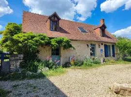 Authentique Chambres avec Tables d'hôtes et Gîte Rural de Ferme de la Fontenille