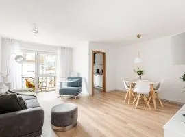 Modern apartment near center & train station