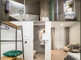 Airport-Bus - 13 North Studios - Apartment 8