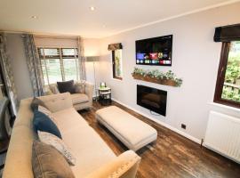 Grasmere 12, White Cross Bay, Windermere, Hotel in Troutbeck Bridge