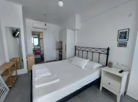 Kedros -Small Seaside Studio -Ground Floor