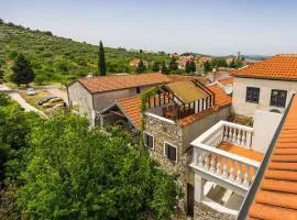 Heritage Home Cvita