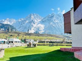 Hotel Sonamarg Glacier, hotel v destinácii Rezan
