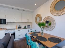 Social Lodge Funchal Center - City View Rooftop, hotel sa Funchal