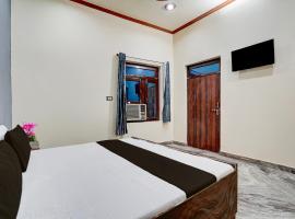 Hotel O Highway Luxury Hotel, hotel v destinácii Hāthras