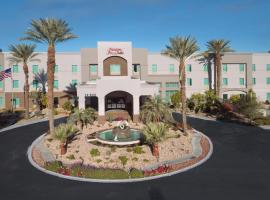 Viesnīca Hampton Inn & Suites Palm Desert pilsētā Palmdezerta
