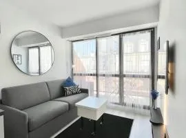 Charming studette with balcony Paris La Défense