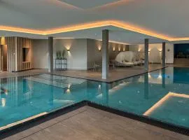 SEVINA APARTMENTS by traubeamsee