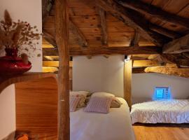 Chambre Bohème - parenthèse cosy à la campagne, hotel en Lézat-sur-Lèze