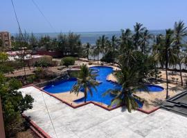 Ocean Crown Apartments, hotel di Mombasa