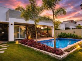 A Quiet Place, Hotel in Hosur