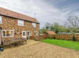 3 Bed in Sedgeford KT092