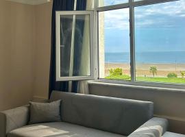 Blue class otel, hotel Atakumban