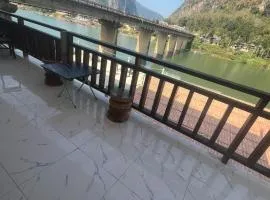 Views Backpackers Hostel