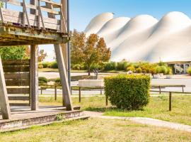 Résidence Pierre & Vacances Les Rives de la Seugne, готель у місті Жонзак