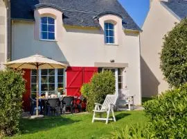 LocaLise - Maison E4 au Guilvinec - A 20m de la mer avec jardin et piscine - Tout à pied, plages, port, centre, commerces, marché - Wifi inclus - Linge de lit inclus - Animaux bienvenus