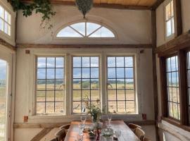 domaine de Marbot, hotel din Cronat