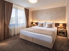 Nobel West Hotel, отель с парковкой в Белграде