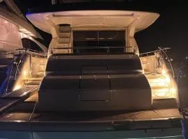 Luxury Yacht Astondoa 72