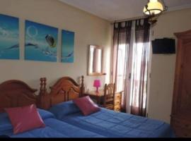 HOSTAL SALi, hôtel à Calvarrasa de Abajo