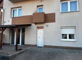 Maxi Apartman, viešbutis mieste Budaeršas