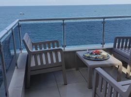 Bıyıklı Home, hotel di Akcaabat