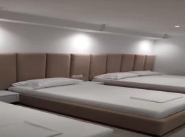 Rezarta Rooms Jale, hotell i Jal