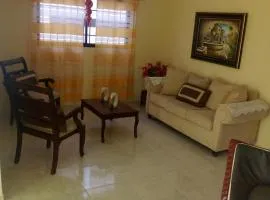 apartamento en reparto los tres ojos