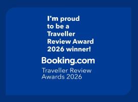 Entire condo downtown, walk to BMO & Stampede, secure parking, 1,5 hrs to Banff, huoneisto kohteessa Calgary