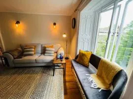 Cosy Pet Friendly Cottage for 6 in Hope Valley
