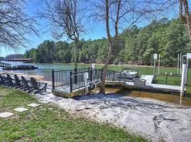 Knotty Pines by AvantStay Lake Views Renovated