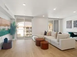 Drift & Dream - Opulent 1BR Marina Escape