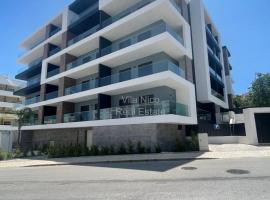 Terraço Sao Gonçalo: Bicas'ta bir otel